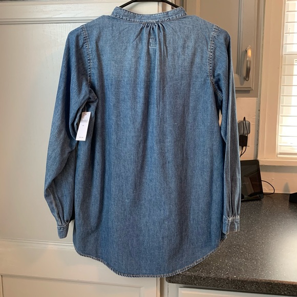 Long sleeve chambray top - Picture 3 of 3